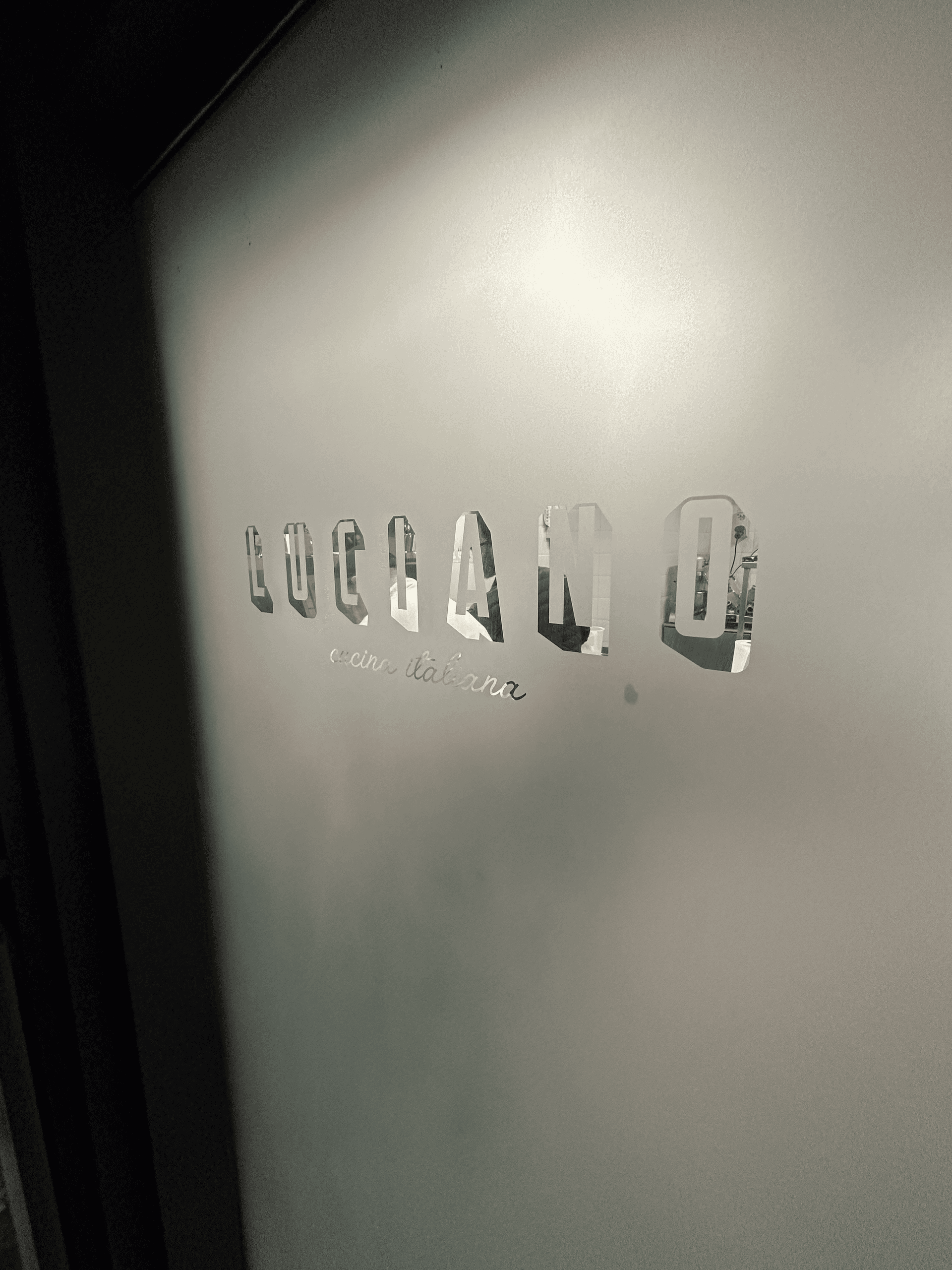 Luciano Cucina Italiana - foto del locale - 11 Luciano Cucina Italiana - foto del locale - 11