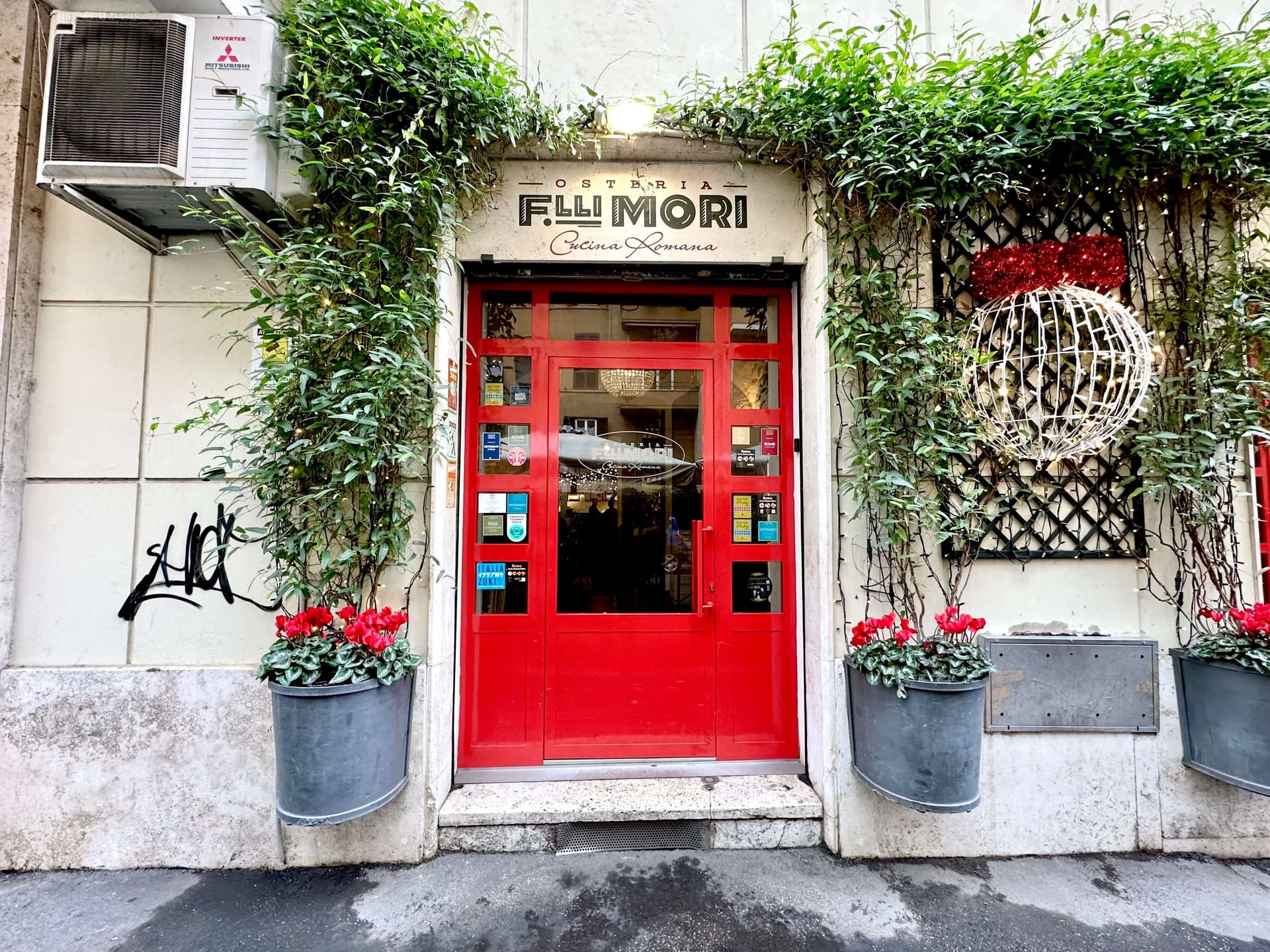 Osteria Fratelli Mori - restaurant photos - 1 Osteria Fratelli Mori - restaurant photos - 1